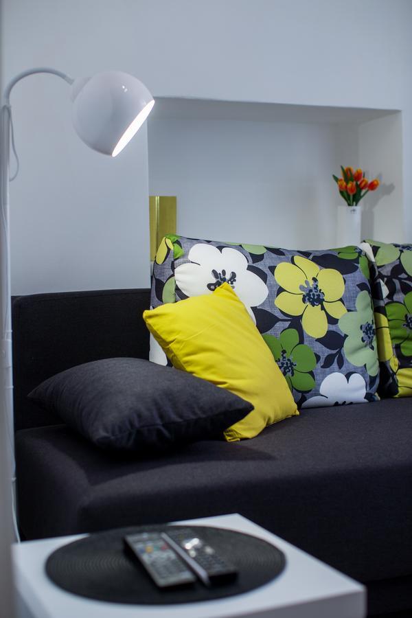 Apartment Jure Vis Buitenkant foto